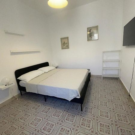 Camera Privata Bari Esterno foto