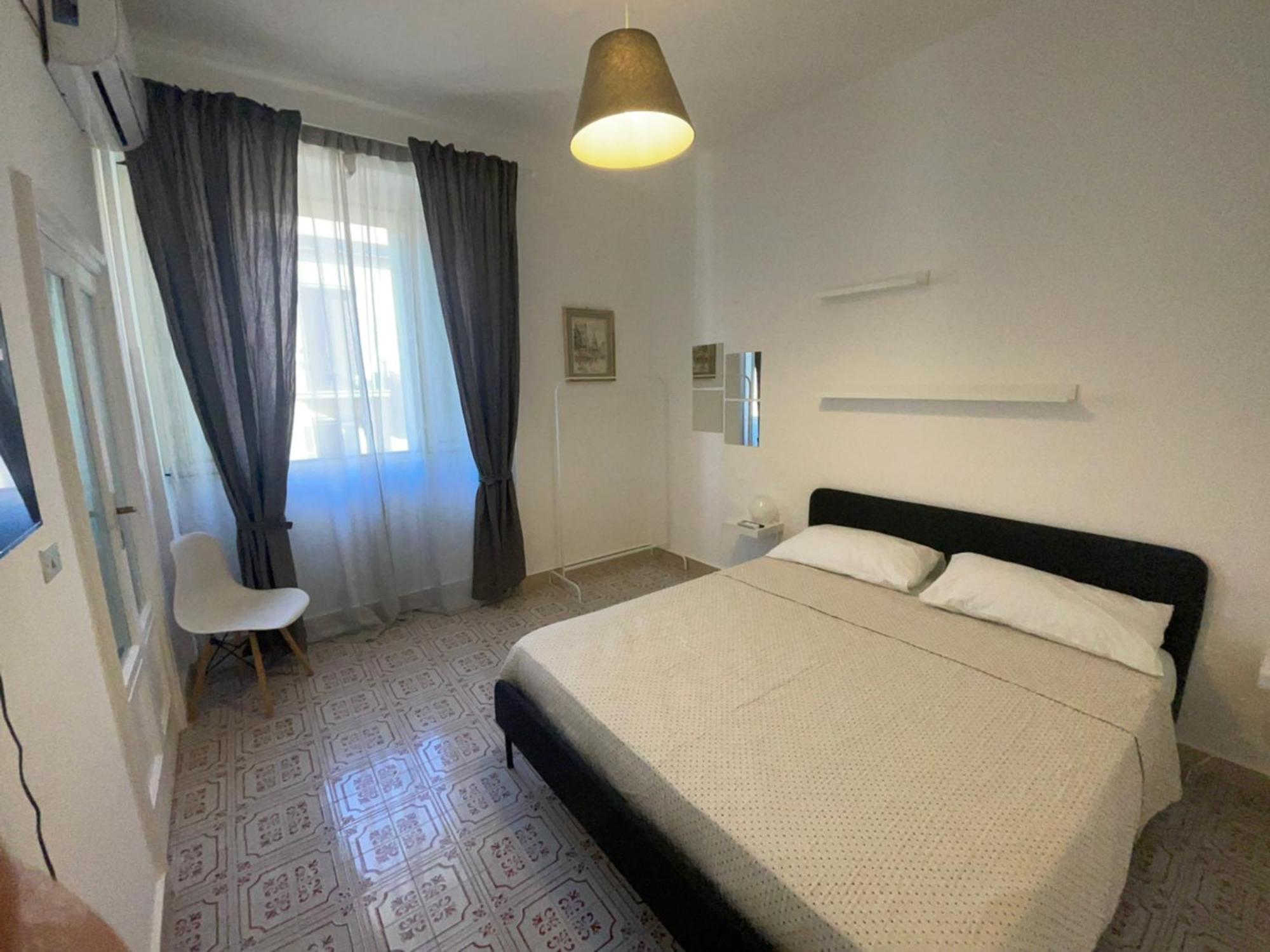 Camera Privata Bari Esterno foto